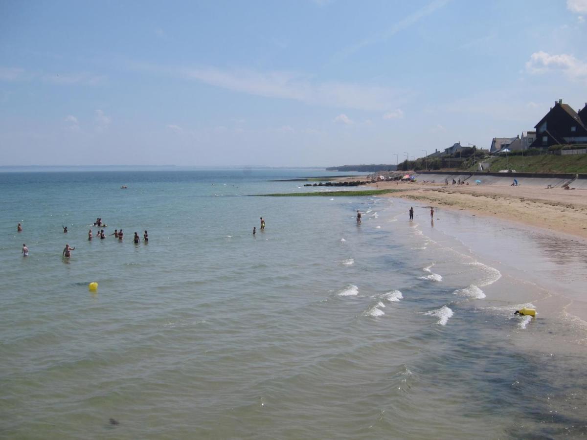 Le Gambetta, 100M De La Plage Luc-sur-Mer Exterior foto