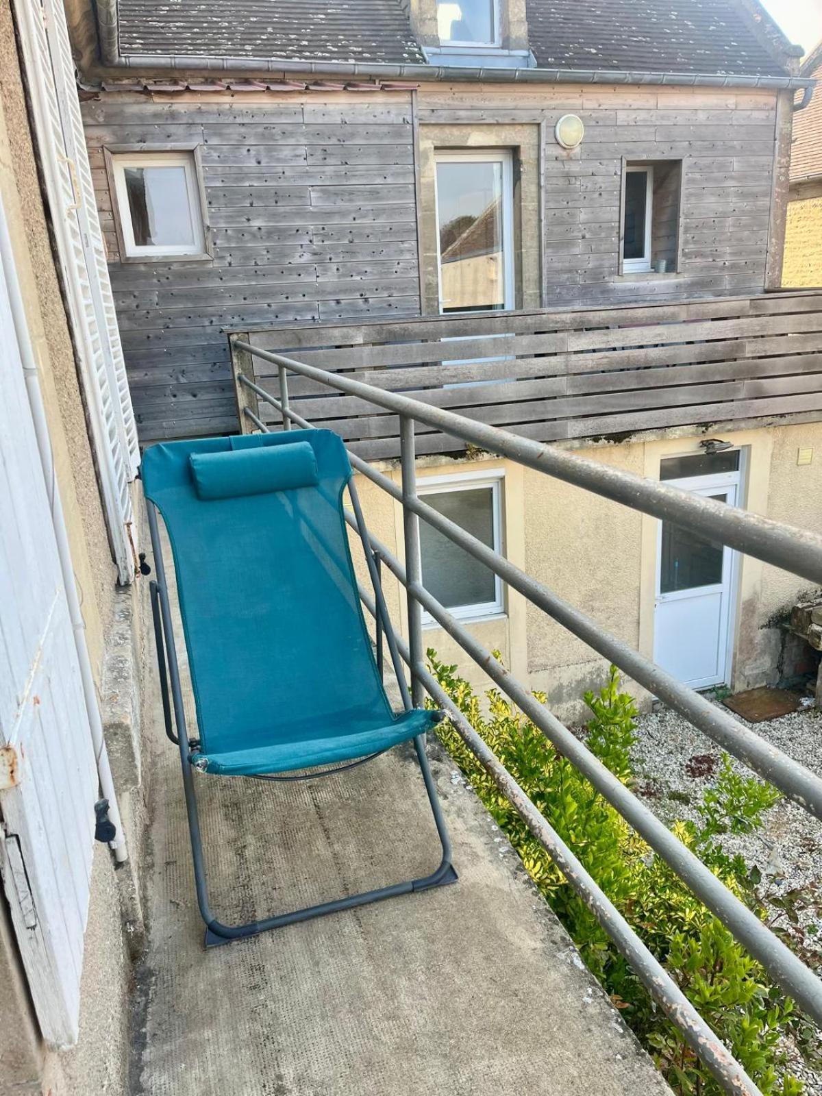 Le Gambetta, 100M De La Plage Luc-sur-Mer Exterior foto